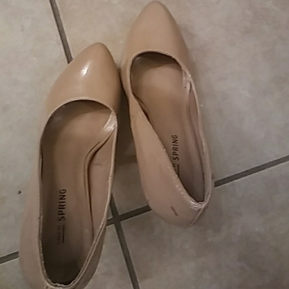 Heels - Picture 3 of 4